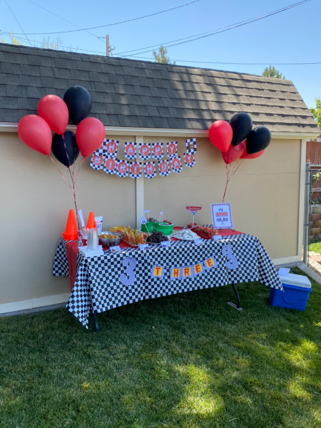 5 Ideas for A Pixar Cars Themed Birthday Party
